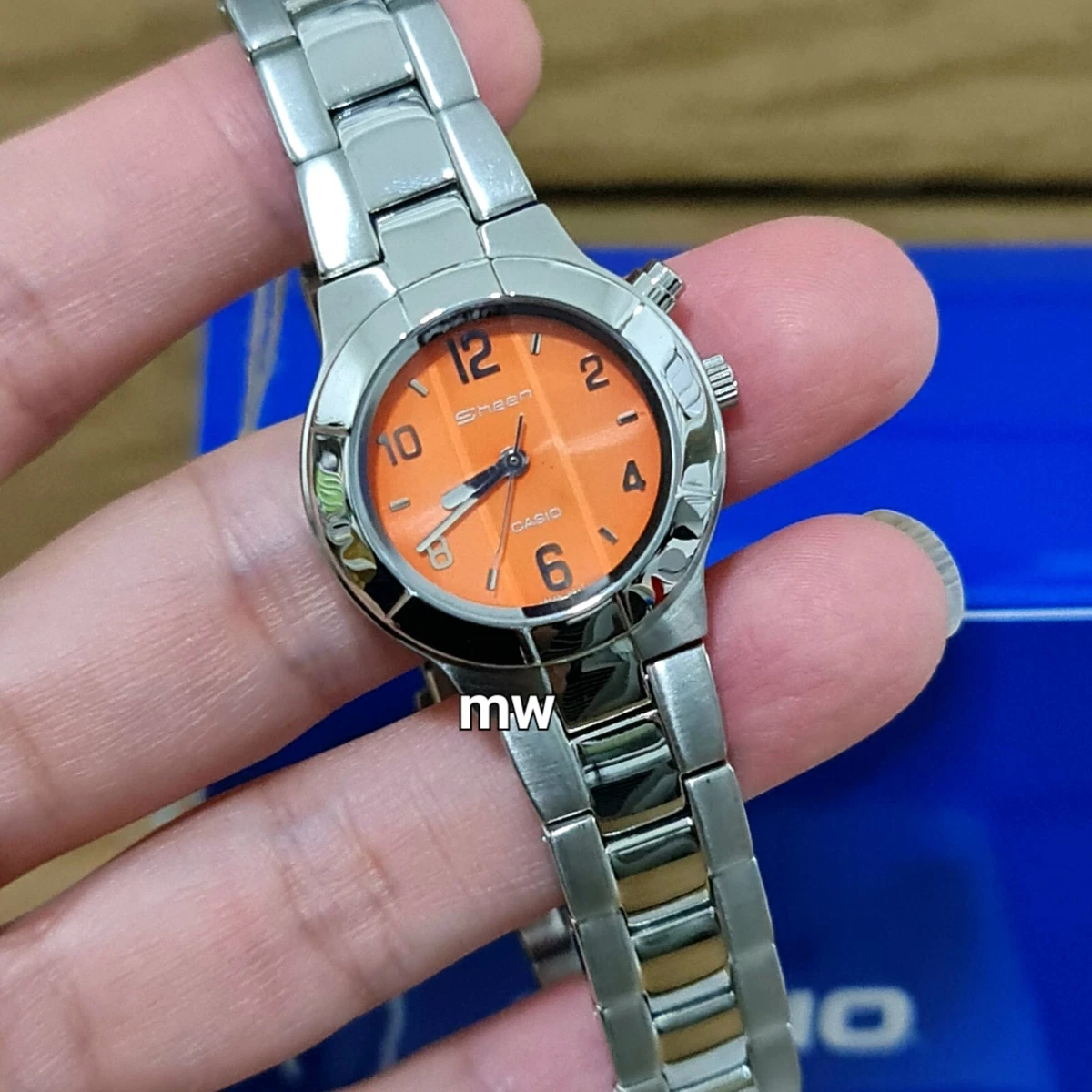 Ladies watch 2024 with light