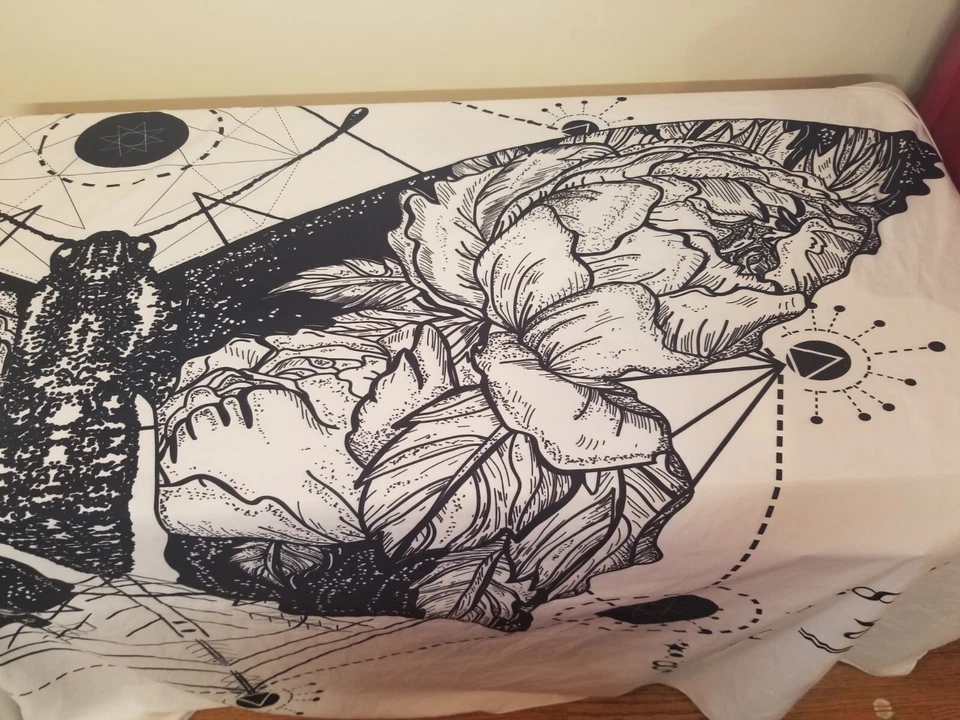 Pôster de tapeçaria arte de parede boho branco preto traça floral cosmos celestial 60X80" - Imagem 2 de 4