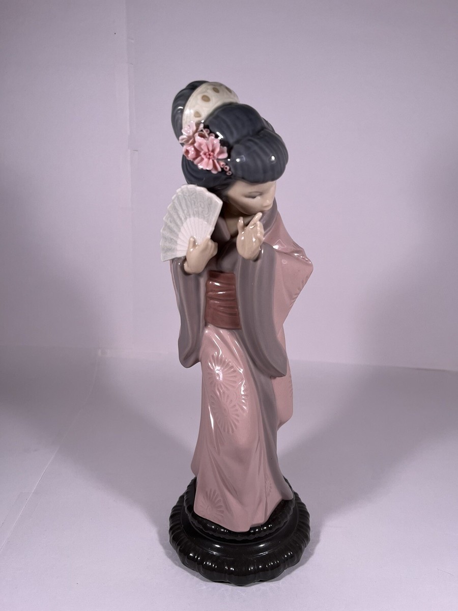 Lladro Chrysanthemum Shy Japanese Geisha #4990 Good Condition | eBay