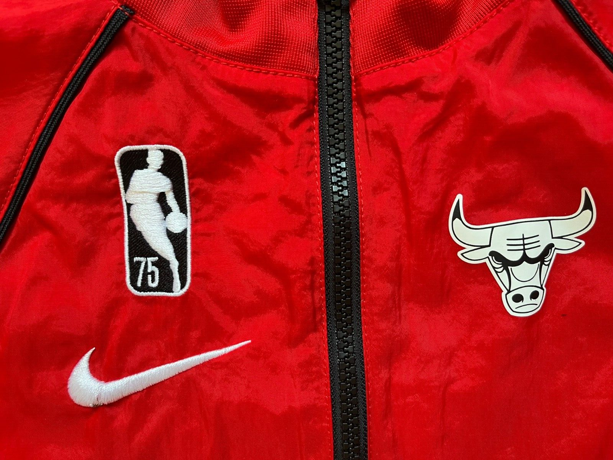 Chicago Bulls Nike Jacket Basketball USA DH8684-657 Size S Chicago Bulls Nike Jacket Basketball USA DH8684-657 Size S