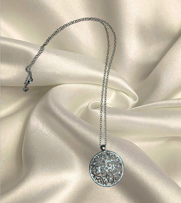 AEO Womens Silver Filigree Pendant Necklace Delicate Cable Chain Ornate Scroll