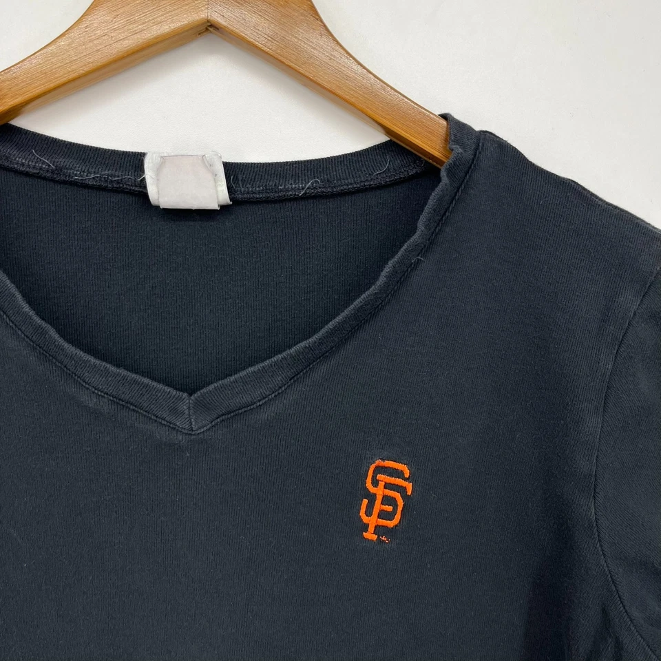 Camiseta para mujer de los Gigantes de San Francisco L negra cuello en V de colección años 90 EE. UU. suave como una uva Foto 4 de 4