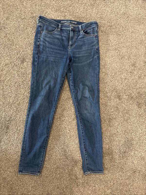 American Eagle Juniors/ Women’s High-Rise Jegging Size 14 Long NWOT