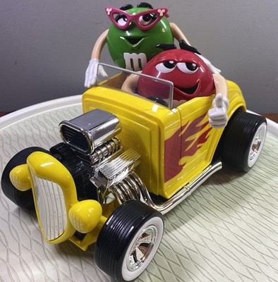 M&M's Mars Corp. Candy/Nut Dispenser ''Rebel W/OUT A Clue''Hot Rod Car NWOB 11x7''