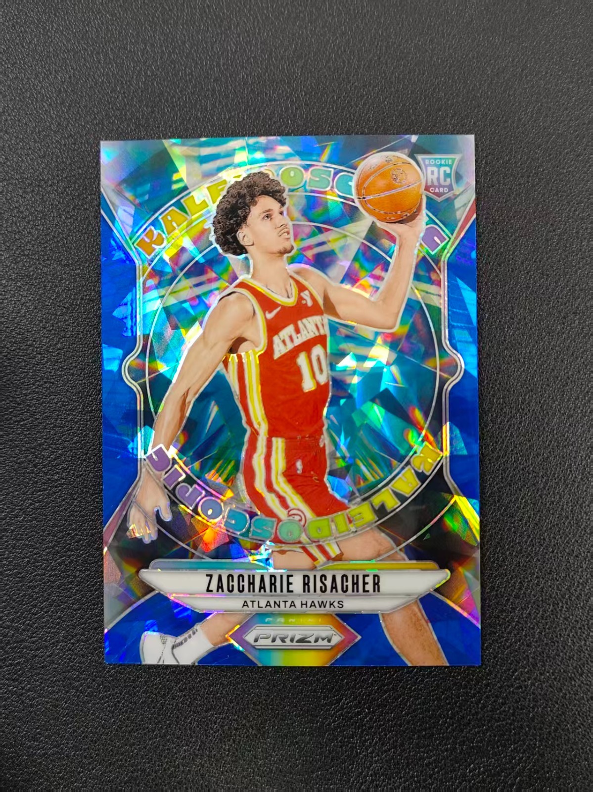 2024-25 Panini Prizm Zaccharie Risacher RC KALEIDOSCOPIC Blue Cracked Ice /125