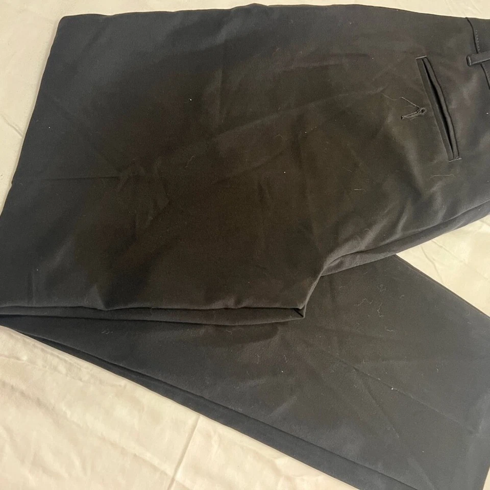 Woman’s Van Heusen Black Dress slack pants - Image 2 of 4
