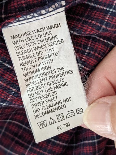 VAN HEUSEN Men's Shirt Size S 14-14.5 Red White Plaid w/Pocket Polyester Cotton - Picture 5 of 7