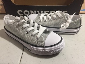 chuck taylor silver glitter