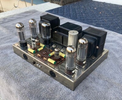 DYNACO STEREO 70 FACTORY WIRED EL34 TUBE AMPLIFIER, WORKING NICELY