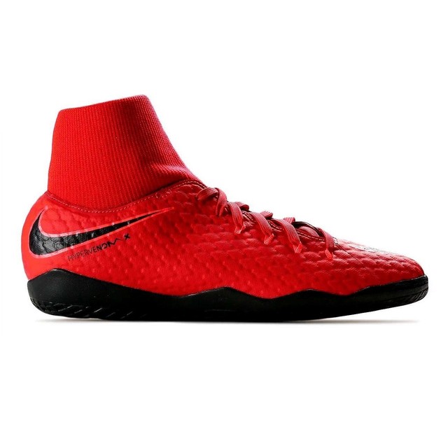 Nike Phantom Venom Nike Greaves Sports Axpona