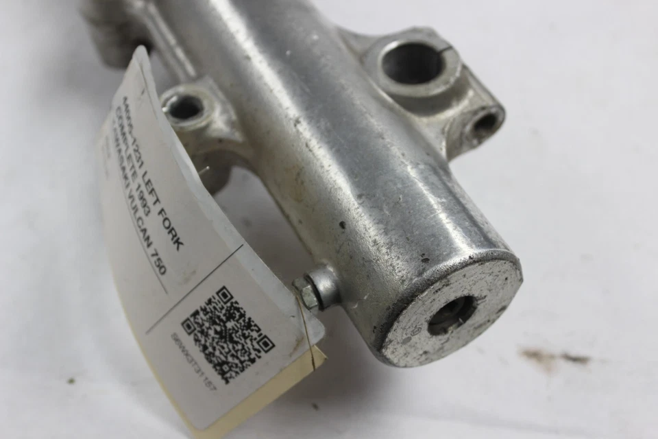 44005-1231 HORQUILLA IZQUIERDA COMPLETA 1993 KAWASAKI VULCAN 750 Foto 3 de 4