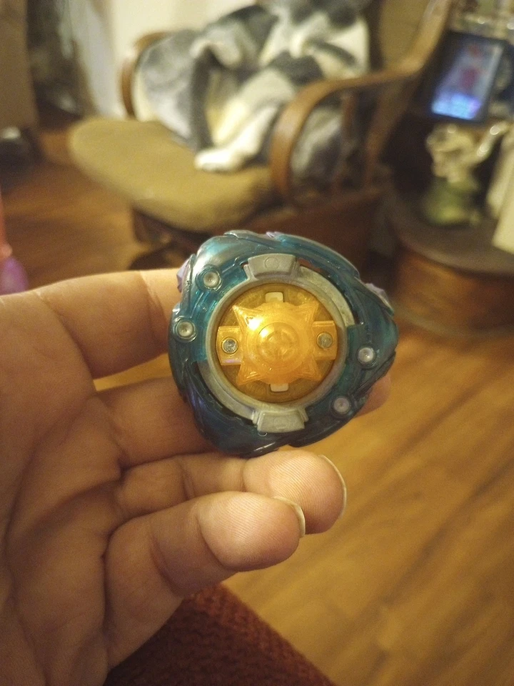 TAKARA TOMY Mirage Fafnir Burst Surge Superking Beyblade B-167 usado vendedor de EE. UU. Foto 4 de 4