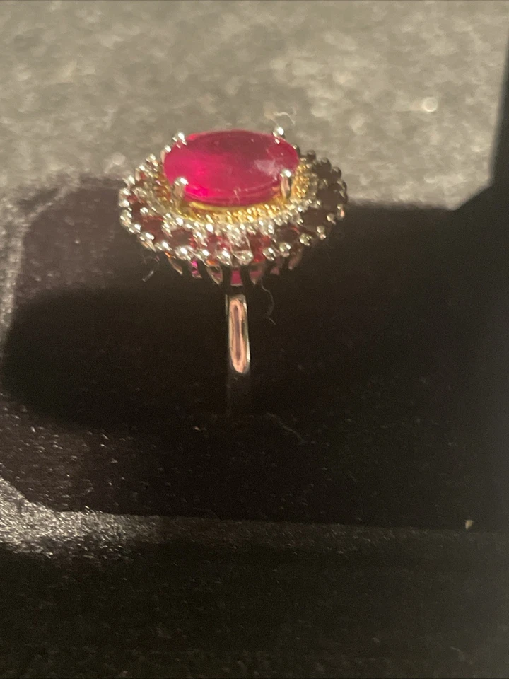 4.5 CTW Mahaleo Ruby/1.26CTW Round Halo Gems/.05CTW Yellow Diamonds Ring Size 6 - Image 3 of 4