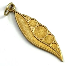 Vintage Pea Pod Charm Necklace Pendant Peas Sweet Pea Vegetable Jewelry Gift