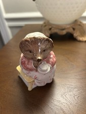 John Beswick - Beatrix Potter "Mrs Tiggy-Winkle Takes Tea "3 1/8" No Box