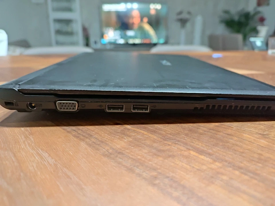 Asus U36S Core i5-2410M 4GB RAM 500GB HD PORTATILE NOTEBOOK - Immagine 4 di 4