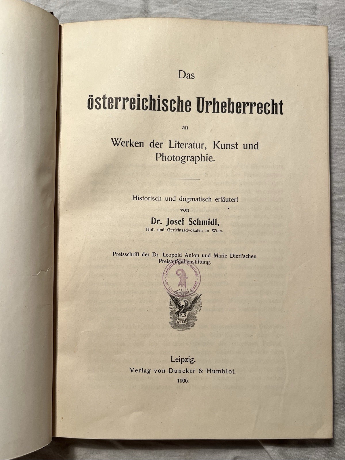 Foto 1 di 6