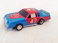Vtg TYCO NASCAR Buick Magnum Richard Petty #43 STP HO Slot Car works- see video