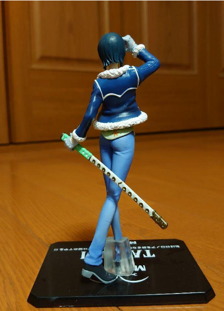 Figurine Bandai Figuarts Zero – Tashigi (One Piece) – Occasion 2012