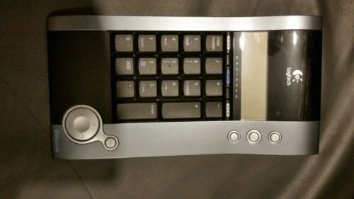 Logitech commander store