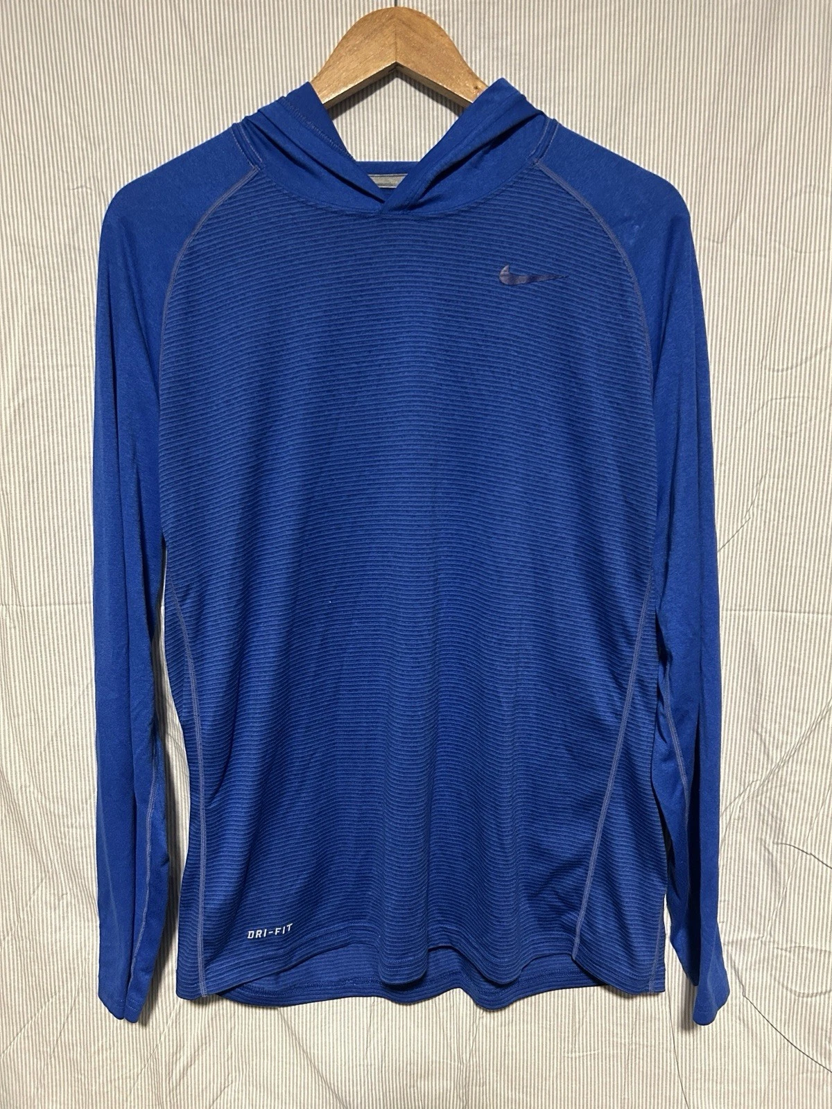 Nike Dri-FIT Blue Lightweight Pullover Hoodie Men's Long Sleeve Activewear L