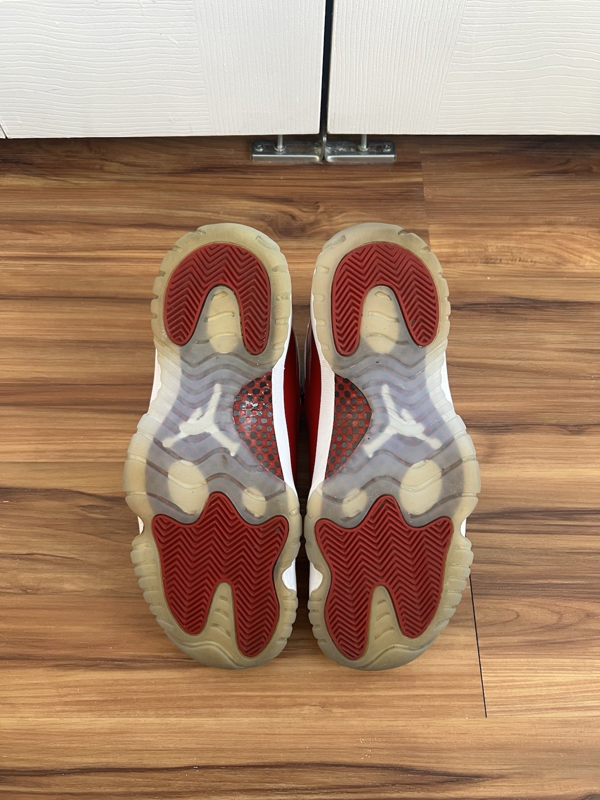 Size 9 - Jordan 11 Retro High Cherry thumbnail 8