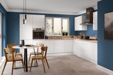 NEW NOT Ex Display Kitchen, Worktops & Handles Send Floorplan for a FREE Quote