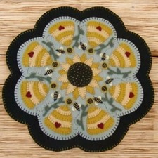 Pre-Washed Wool Blend Felt Penny Rug Kit - Sweet As Honey - Candle Mat Kit