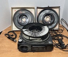 Kodak Ektagraphic Carousel Slide Projector Model B, 3 Carousels READ DESCRIPTION