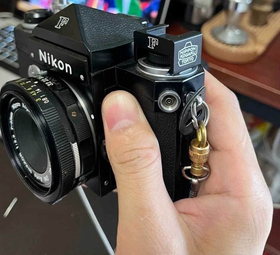 Classic Vintage F Style Gun Coupler Flash Adapter Hot Shoe for Nikon F F2 - Image 2 of 2