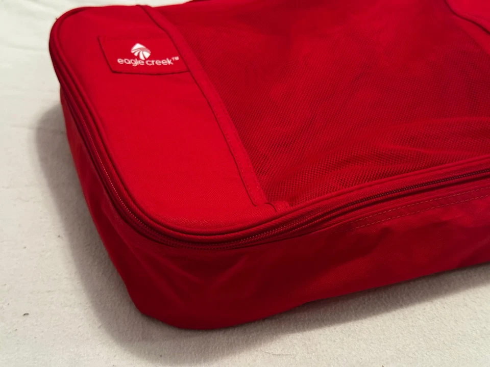 Сумки для аксессуаров Eagle Creek Pack-It Cube комплект 3 средние 13x10 - изолированная красная сетка - Изображение 2 из 4