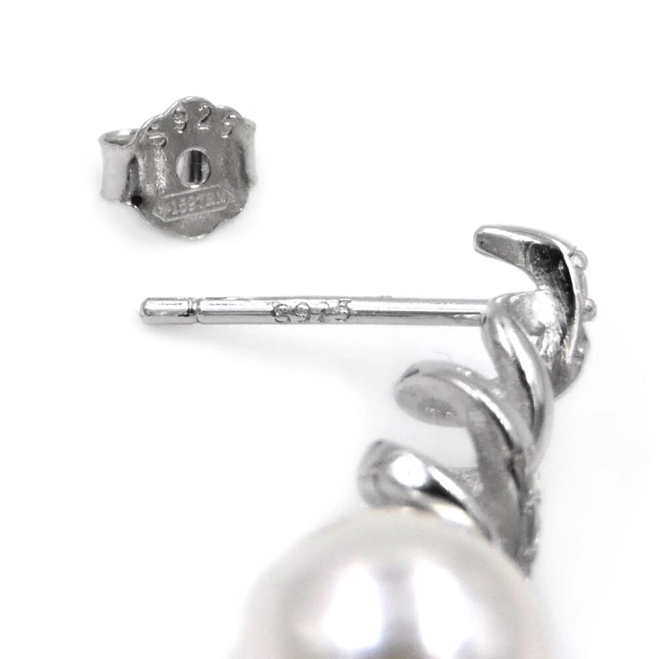 Orecchini Perle Montatura Vortice in Argento 925 con Zirconi Bianchi  - Immagine 3 di 4