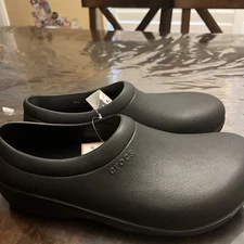 Crocs Slip Resistant Shoes - On The Clock Clogs, Nurse Shoes, Chef Shoes Mens 11