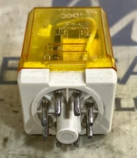 IDEC RR2P-U 20421 120 VAC 8 Pin Relay
