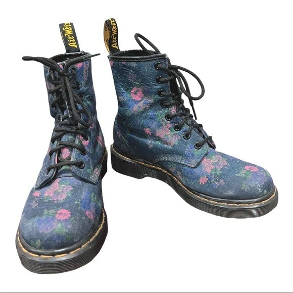 Blue flower doc martens top