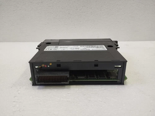 Honeywell New TC-OAV081 Analog Output Module TCOAV081 Fast Delivery - Picture 3 of 3