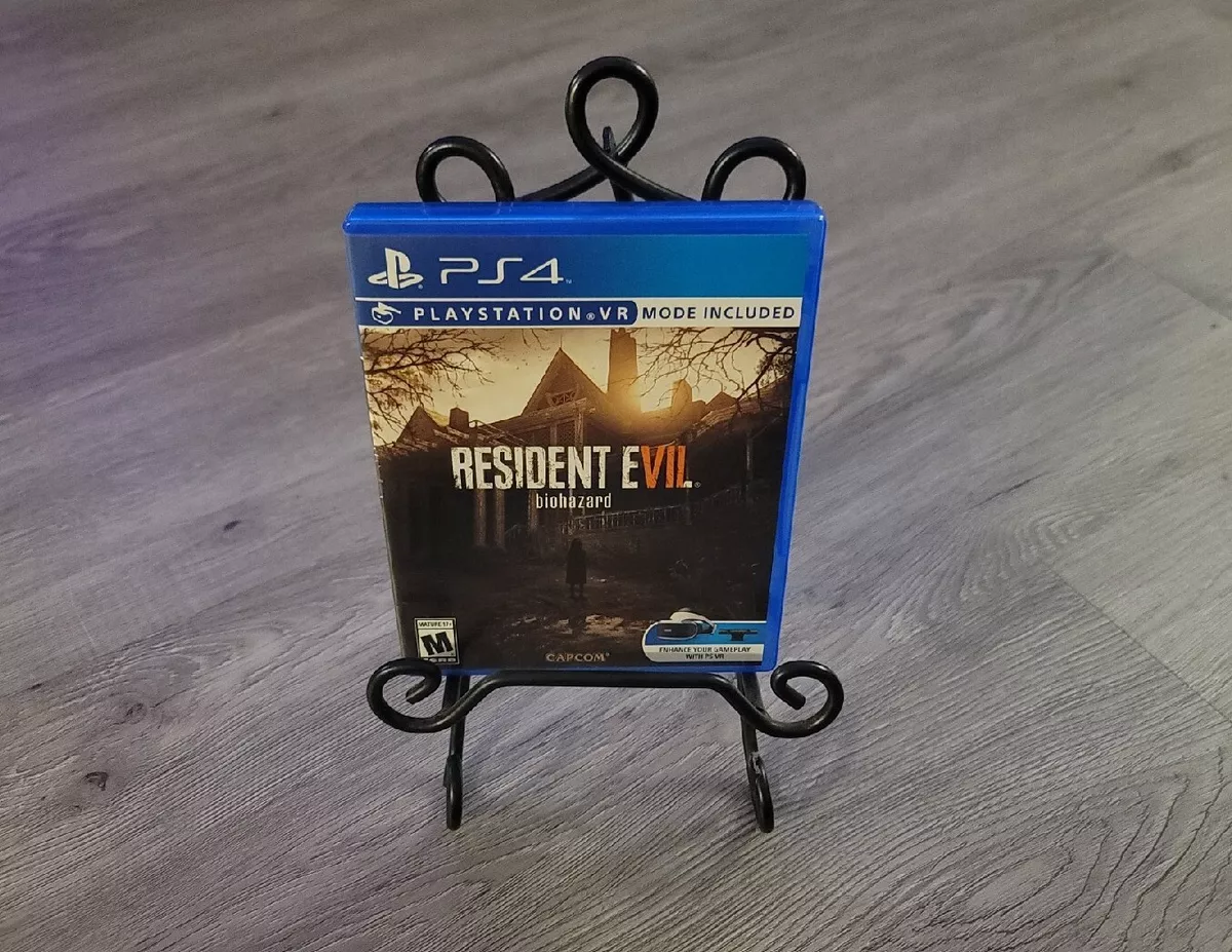 Capcom Resident Evil Biohazard - Pre-Owned (PS4) 