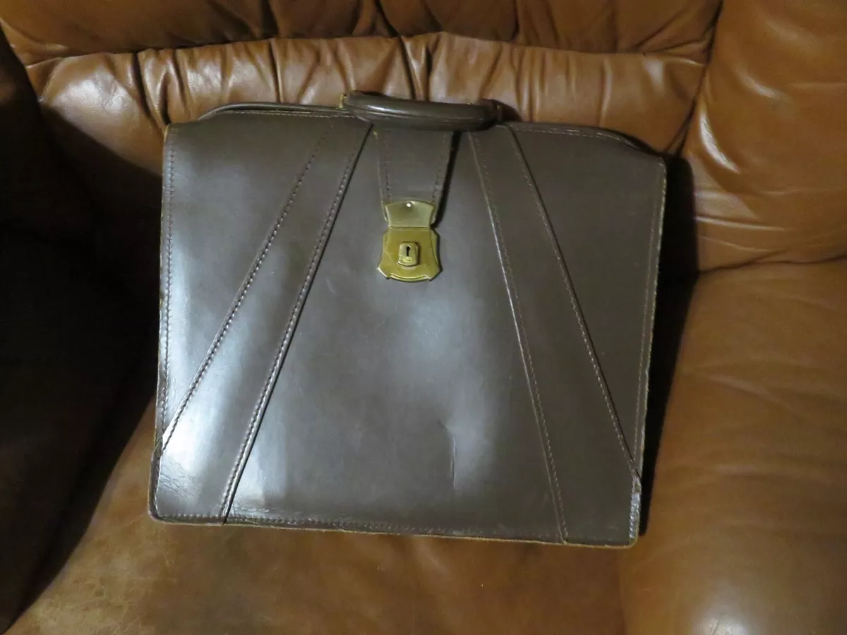 Type of best sale briefcase