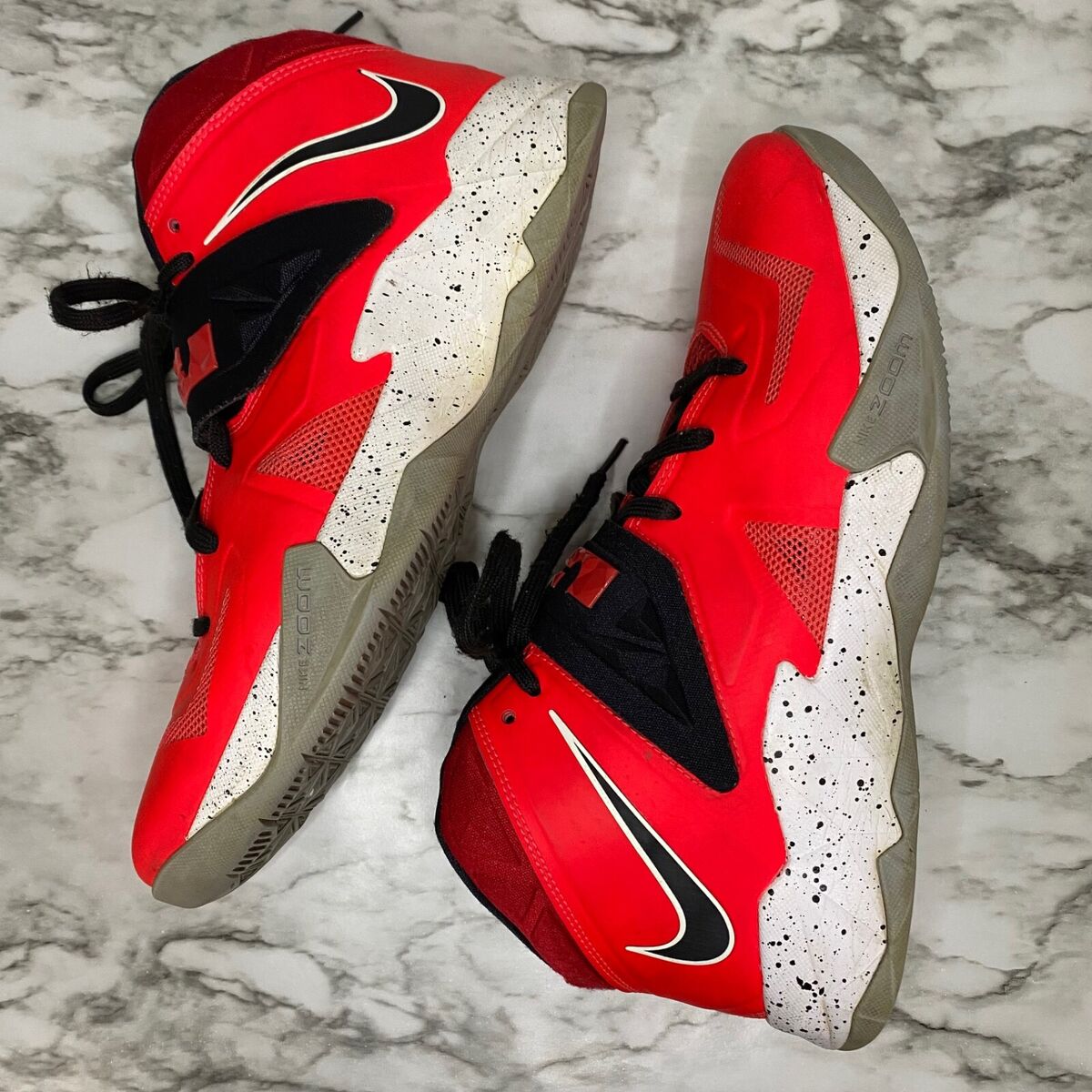 Nike Lebron Zoom Soldier VII 7 Laser Crimson Size 9 599264 Nike Lebron Zoom Soldier VII 7 Laser Crimson Size 9 599264