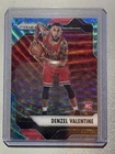 2016 Panini Prizm Basketball Teal Wave Denzel Valentine #23