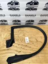 2003-2008 Nissan 350Z Right Pass Door Glass Upper Weatherstrip 76860-CD000 OEM