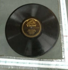 Margaret McKee 78rpm single 10-inch Victor #18755 Salut D’Amour 