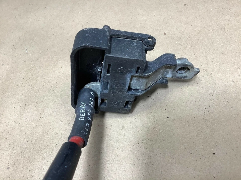 Audi A4 Quattro Avant 2006 cableado alternador con arnés de motor parabrisas fabricante de equipos originales+ Foto 3 de 4