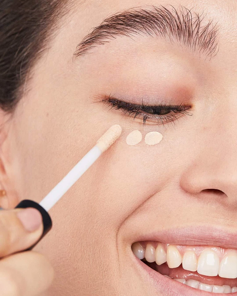 Powder Mat Camouflage Concealer 100 Fair Mattierender Crème Concealer mit App... - Bild 4 von 4