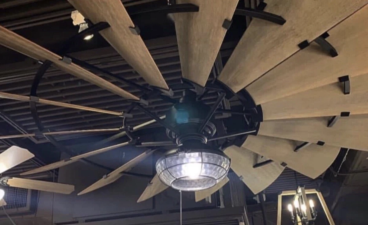 Quorum Lighting 1975 69 Windmill Fan Compatible Light Kit Color