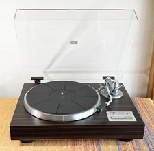 Yamaha YP-D9 Direct Drive Turntable Record Player Confirmed Excellent Operation