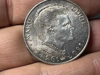 UNE piece 100 Francs Marie Curie 1984 Argent 900 Millième 15g. superbe - Photo 1/2
