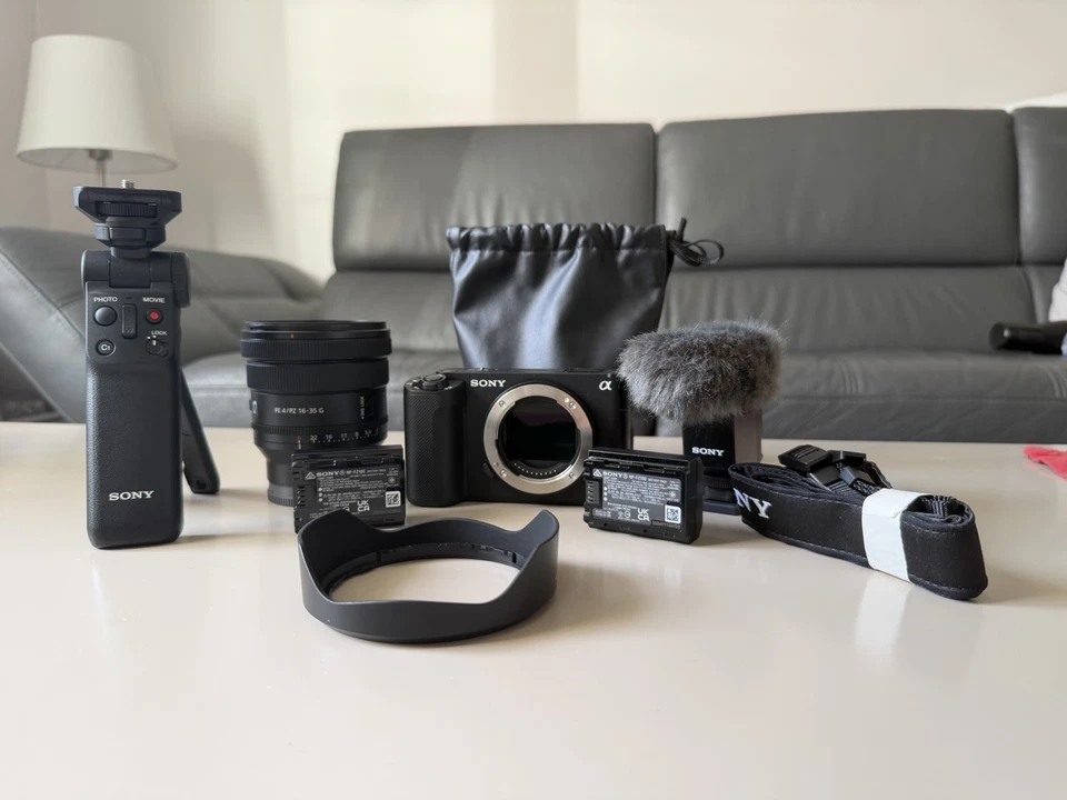 Video Creation PACK - Sony ZV-E1 / Sony FE-PZ 16-35 mm F4 / batteries+tripod+mic, photo 1 sur 5