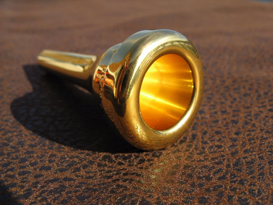 Legends BRASS SCODWELL FLUGEL 吹嘴 0.640 Mellow Deep V 杯 JAZZ PRO — 第 3/4 张图片