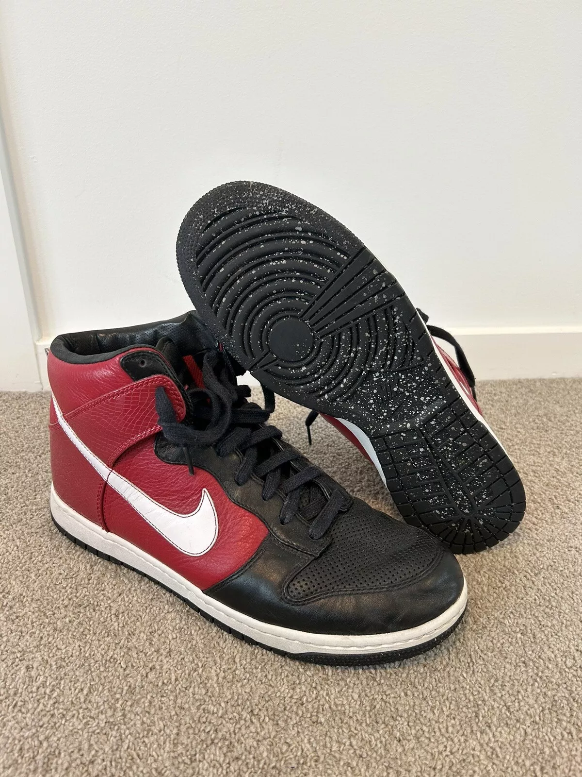Nike Dunk High Supreme Varsity Red